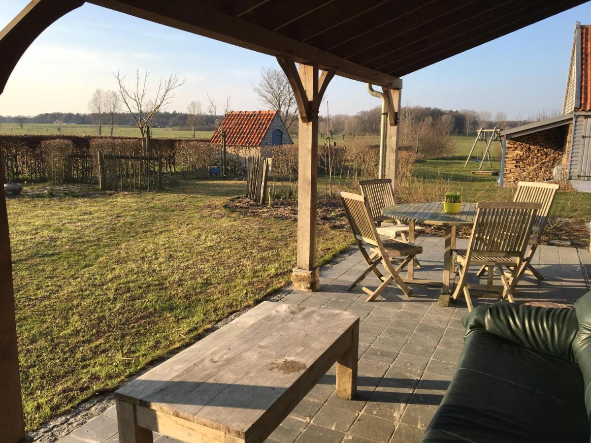 B&B De Hostelier Ursel ภายนอก รูปภาพ